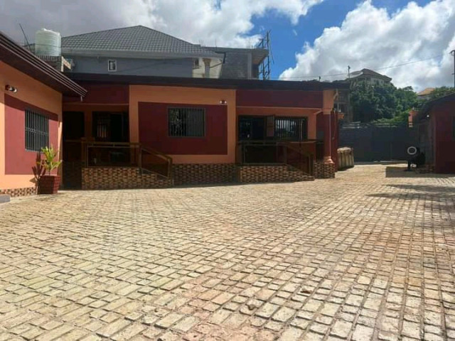 Maison à Nongo, Maisons, Conakry