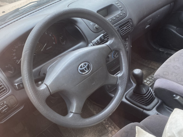 Toyota Corolla, Voitures, Conakry