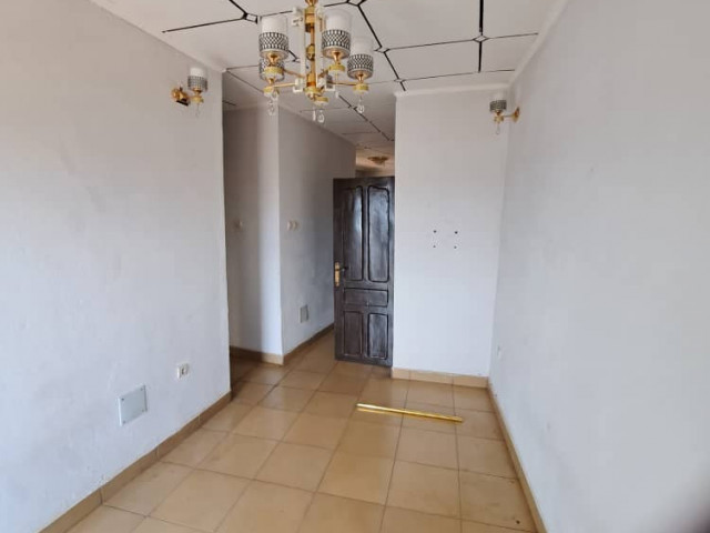 Appartement à la T5, Autres Immobiliers, Conakry