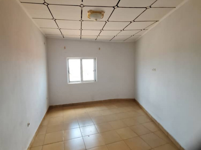 Appartement à la T5, Autres Immobiliers, Conakry