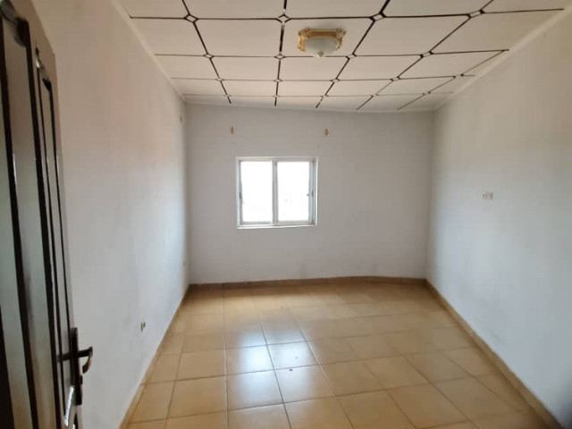 Appartement à la T5, Autres Immobiliers, Conakry