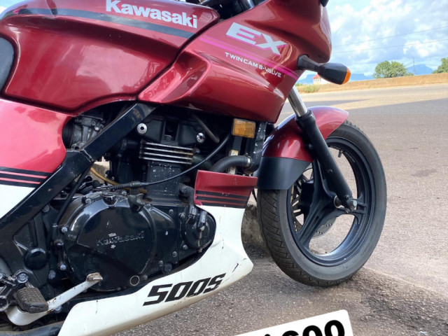 Kawasaki 600, Motos - Scooters, Conakry