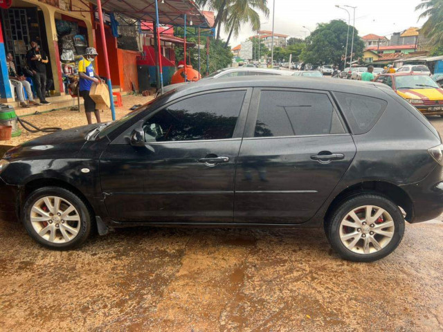 Mazda 3, Voitures, Conakry