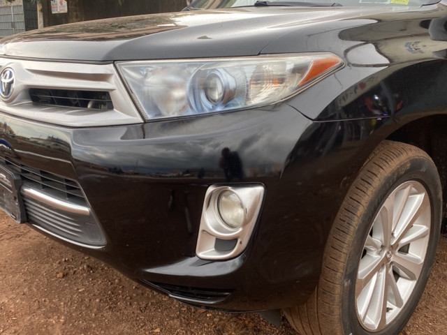 Toyota Highlander, Voitures, Conakry