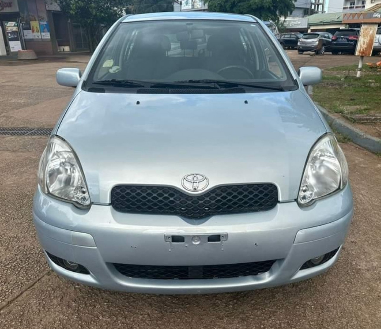 Toyota Yaris, Voitures, Conakry