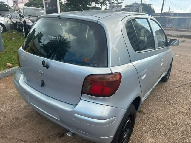 Toyota Yaris, Voitures, Conakry