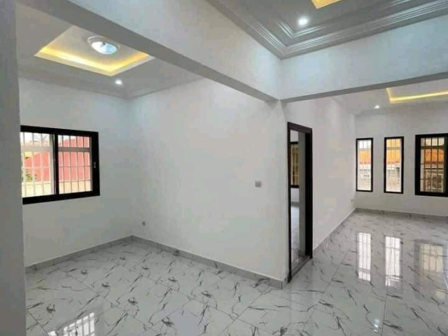 Bâtiment à Keitayah, Maisons, Conakry