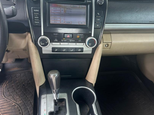 Toyota Camry, Voitures, Conakry