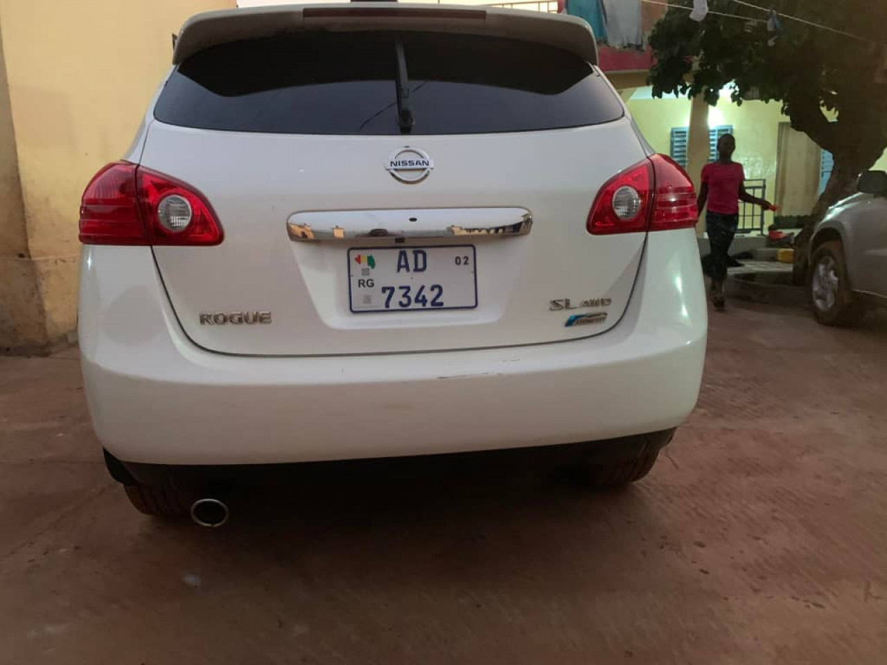 Nissan Rogue, Voitures, Conakry