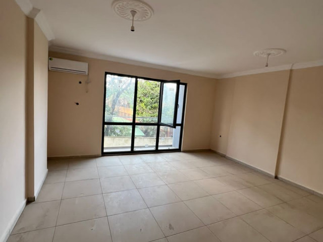 Différents Appartements à Kipé, Appartements, Conakry