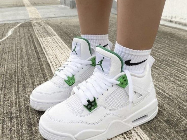 Chaussure Nike Jordan R4, Chaussures, Conakry