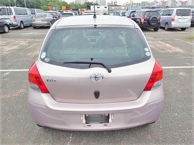 Toyota Vitz, Voitures, Conakry
