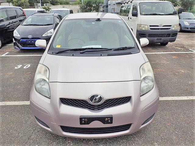 Toyota Vitz, Voitures, Conakry
