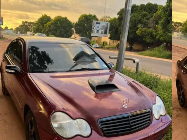 Mercedes-Benz Classe C, Voitures, Conakry