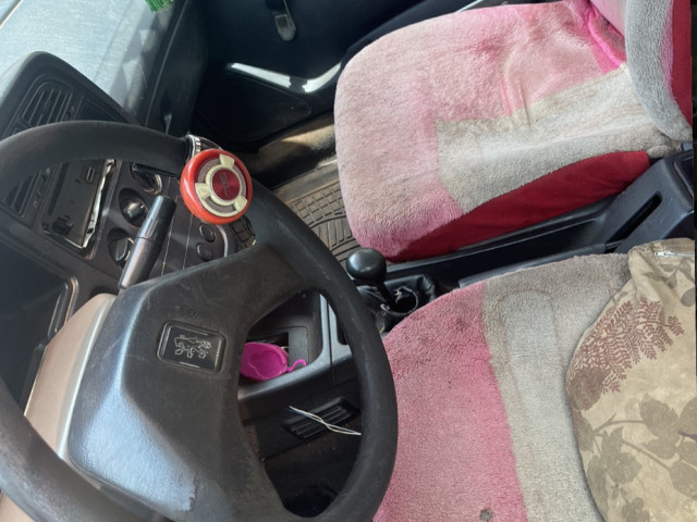 Peugeot 306, Voitures, Conakry