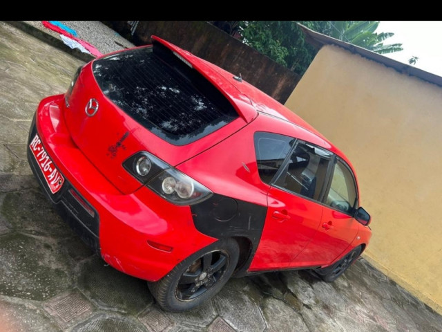 Mazda 3, Voitures, Conakry