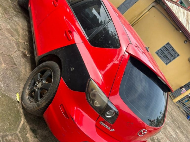 Mazda 3, Voitures, Conakry