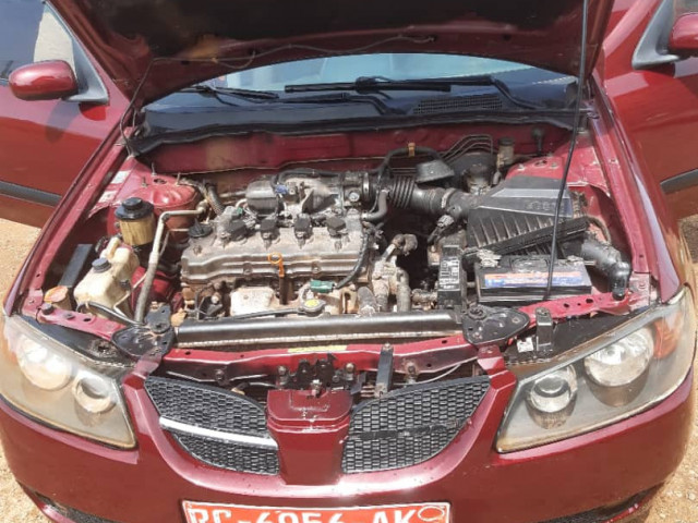 Nissan Almera, Voitures, Conakry