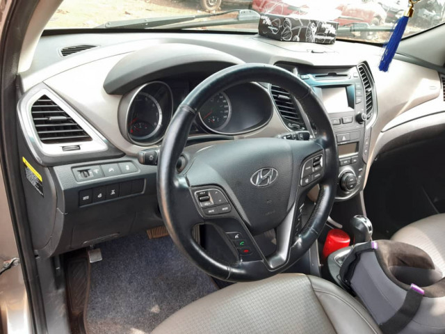 Hyundai Santa Fe, Voitures, Conakry