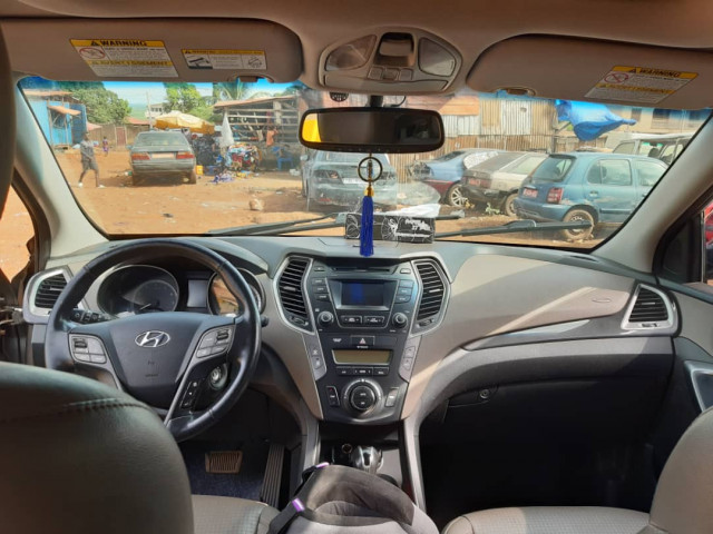 Hyundai Santa Fe, Voitures, Conakry