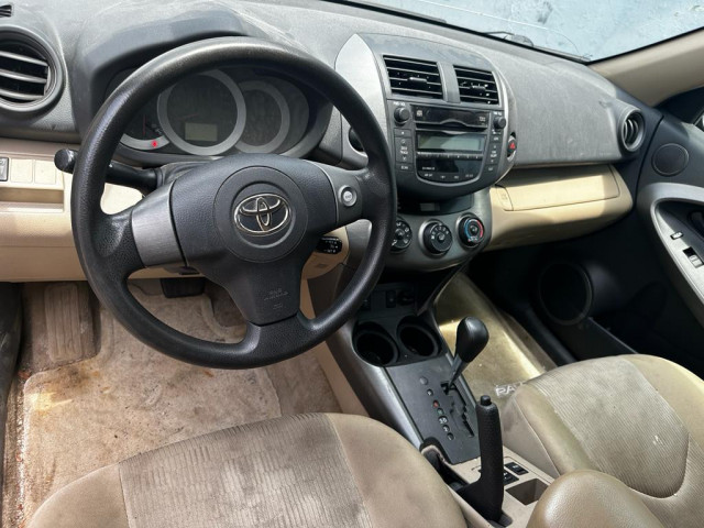Toyota RAV4, Voitures, Conakry