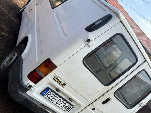 Ford Transit, Camions - Autobus, Conakry