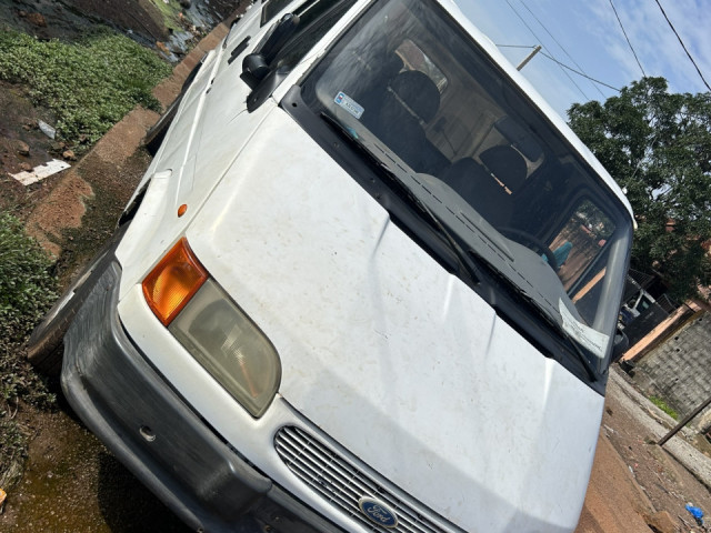 Ford Transit, Camions - Autobus, Conakry