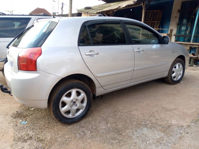 Toyota Corolla, Voitures, Conakry