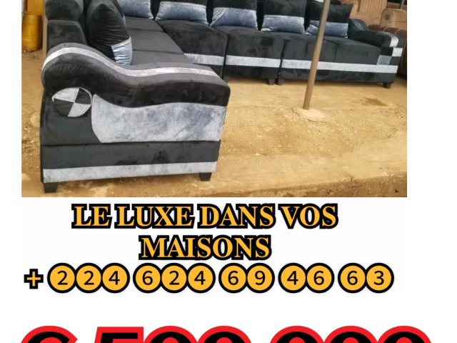 Différents Fauteuils, Lits - Fauteuils, Conakry
