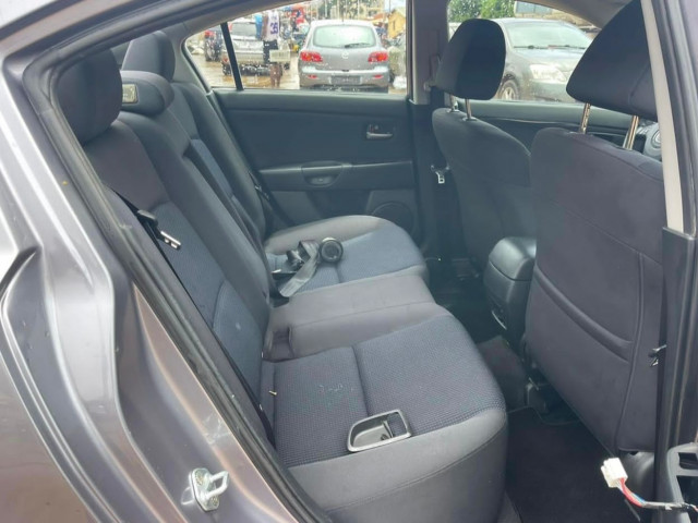 Mazda 3, Voitures, Conakry