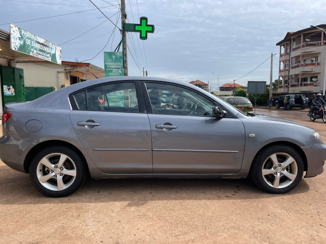 Mazda 3, Voitures, Conakry