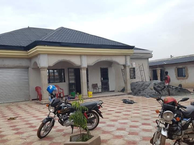 Maison à Fossideh, Maisons, Conakry
