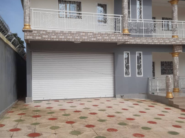 Bâtiment à Kobayah, Maisons, Conakry