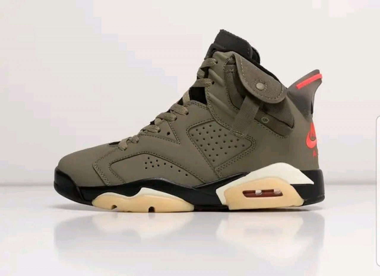 Nike Air Jordan 6, Chaussures, Conakry