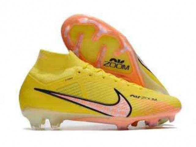 Magres Nike, Chaussures, Conakry