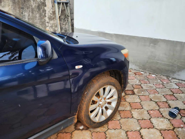 Mitsubishi RVR, Voitures, Conakry