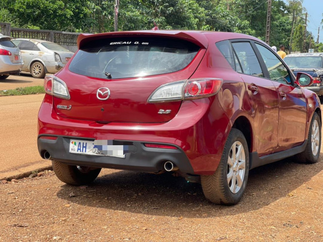 Mazda 3, Voitures, Conakry