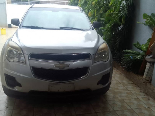 Chevrolet Equinox, Voitures, Conakry