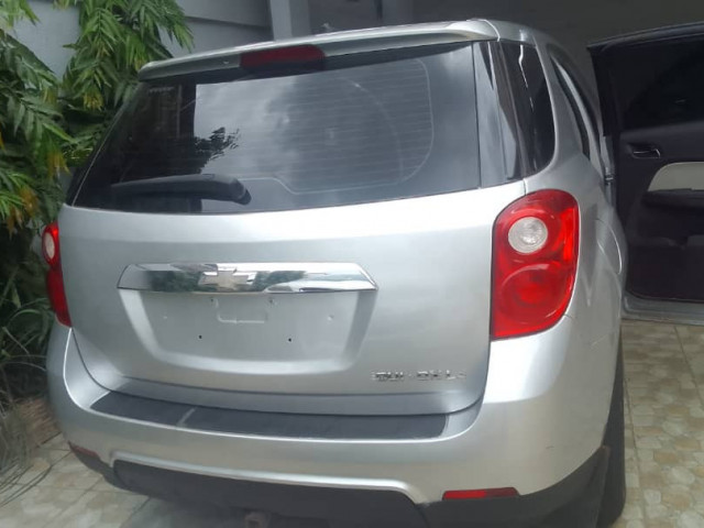 Chevrolet Equinox, Voitures, Conakry