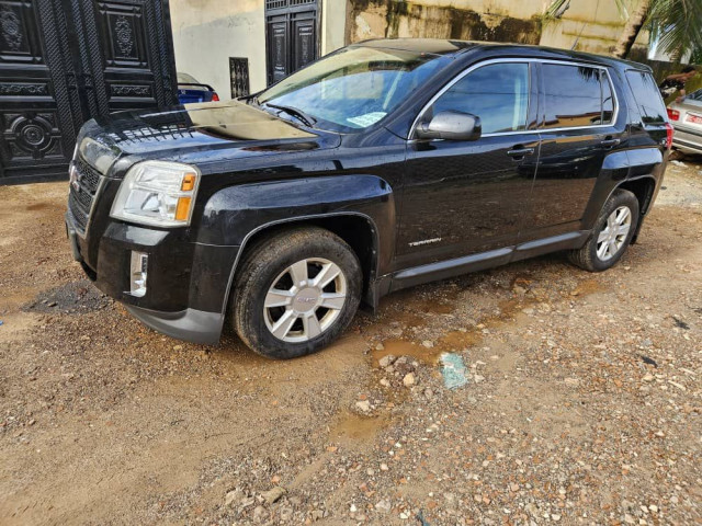 GMC Terrain, Voitures, Conakry