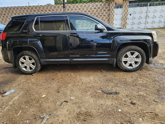GMC Terrain, Voitures, Conakry