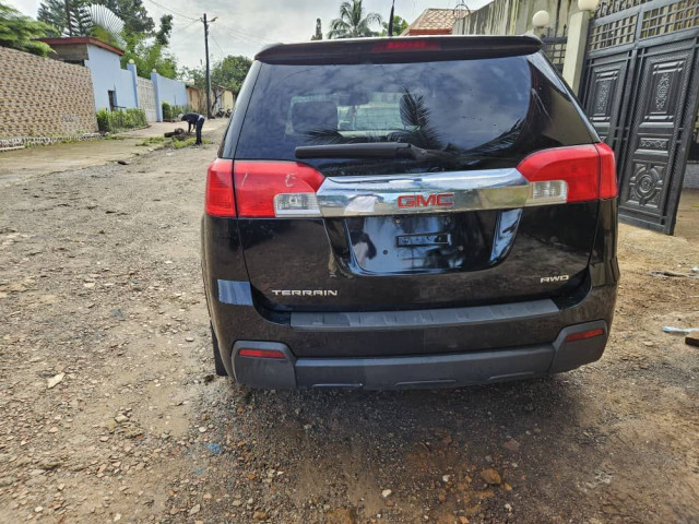 GMC Terrain, Voitures, Conakry
