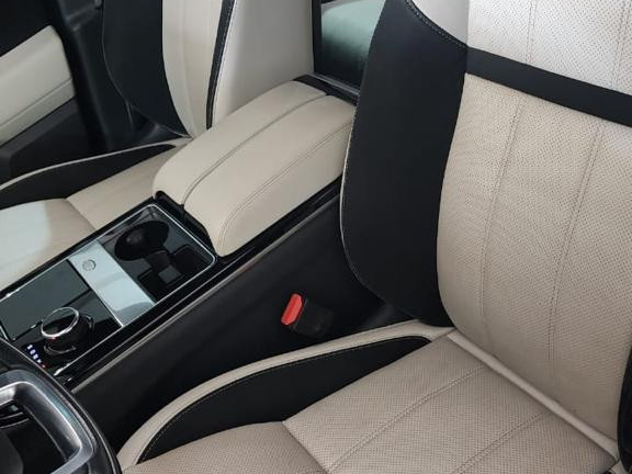 Land Rover Range Rover Vellar, Voitures, Conakry