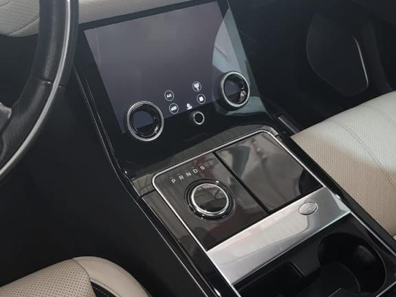 Land Rover Range Rover Vellar, Voitures, Conakry