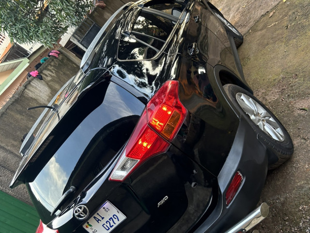 Toyota RAV4, Voitures, Conakry