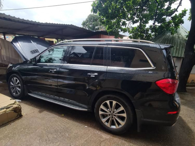 Mercedes-Benz Classe G, Voitures, Conakry