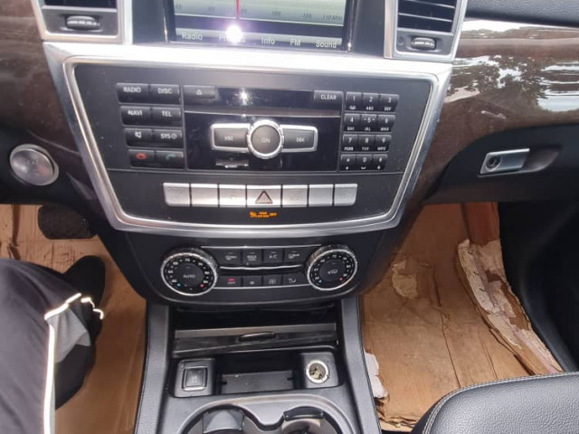 Mercedes-Benz Classe G, Voitures, Conakry