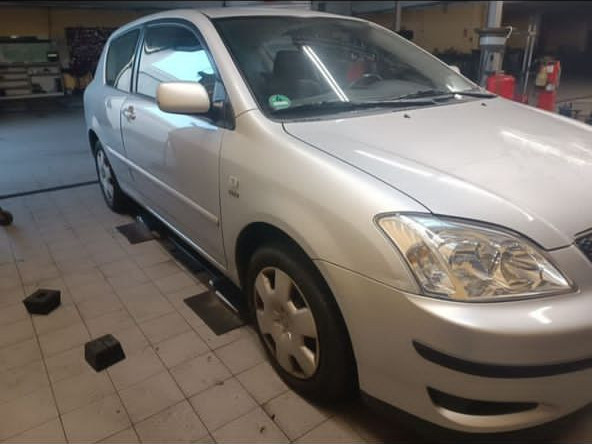 Toyota Corolla, Voitures, Conakry