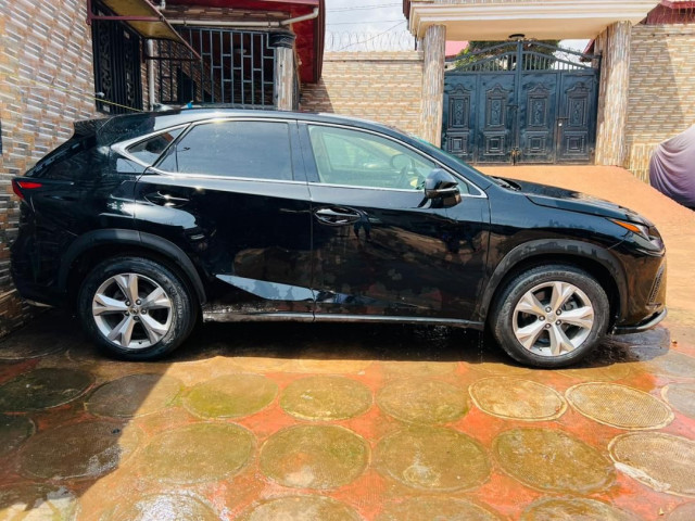 Lexus RX350, Voitures, Conakry