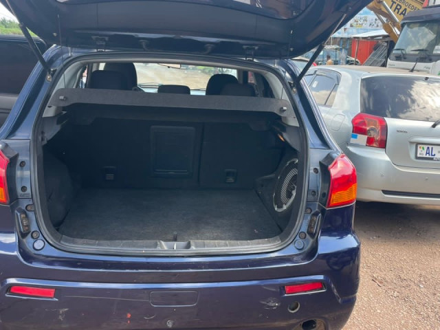 Mitsubishi RVR, Voitures, Conakry